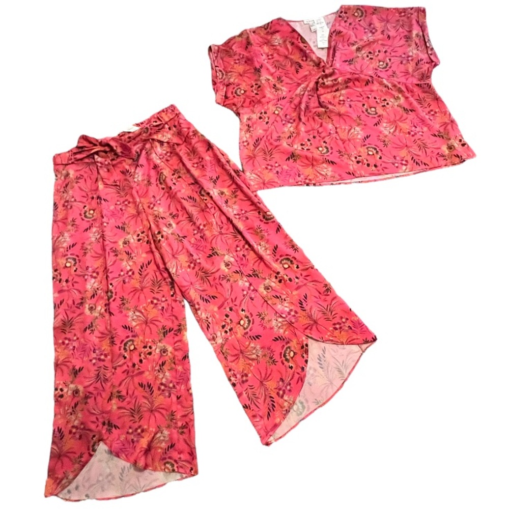 Two-piece BLOUSE & APRON OVERLAY PANT SET in coral floral Size XL EUC